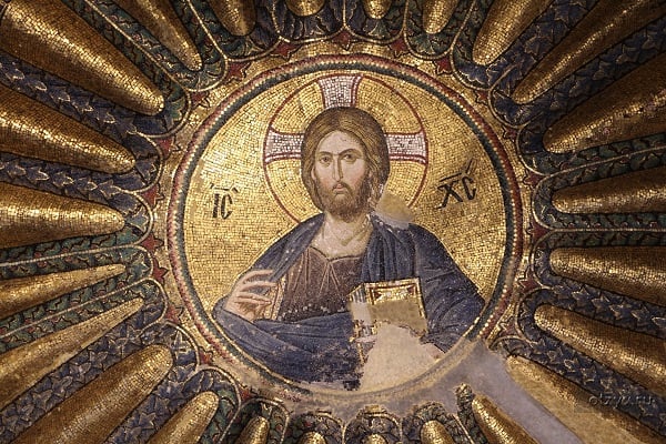 Ο Χριστός γεννήθηκε, σταυρώθηκε, έπαθε και πέθανε με τη σάρκα, ενώ η θεότητά του έμεινε απαθής