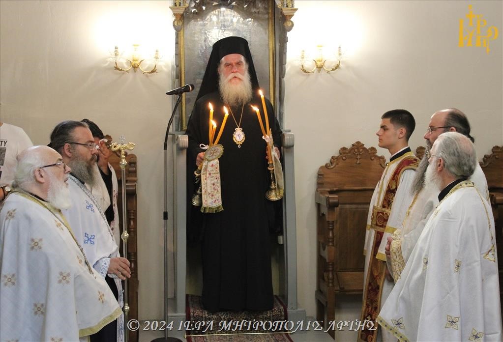 Άρτης Καλλίνικος: “Οι Άγιοι ζουν ως πάροικοι στη γη, διότι έχουν πατρίδα τον Ουρανό”