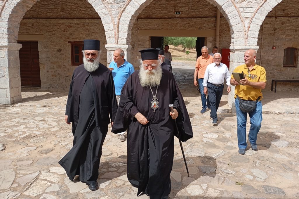 Ο  Μητροπολίτης Κυθήρων στην Ιστορική Ιερά Μονή Βουλκάνου