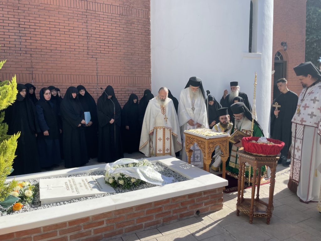 Ο Μητροπολίτης Αλεξανδρουπόλεως στο μνημόσυνο του μακαριστού Γέροντος π. Πολυκάρπου Μαντζάρογλου