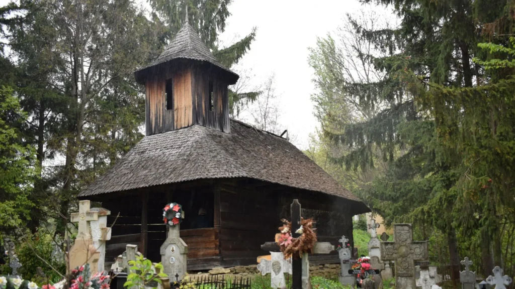 Institutul Național al Patrimoniului a clasificat 17 biserici monument istoric din Arhiepiscopia Târgoviștei