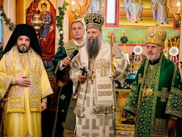 Διορθόδοξη Θεία Λειτουργία στο Ποζάρεβατς της Σερβίας για τα 30 χρόνια διακονίας του Επισκόπου Μπρανιτσέβου Ιγνατίου (ΦΩΤΟ)