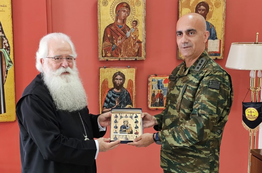 Επίσκεψη του νέου Διοικητή του 304 ΠΕΒ στον Μητροπολίτη Δημητριάδος
