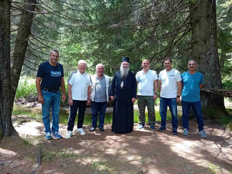 Ο Μητροπολίτης Δράμας επισκέφτηκε την ευρύτερη περιοχή του δάσους της Ελατιάς
