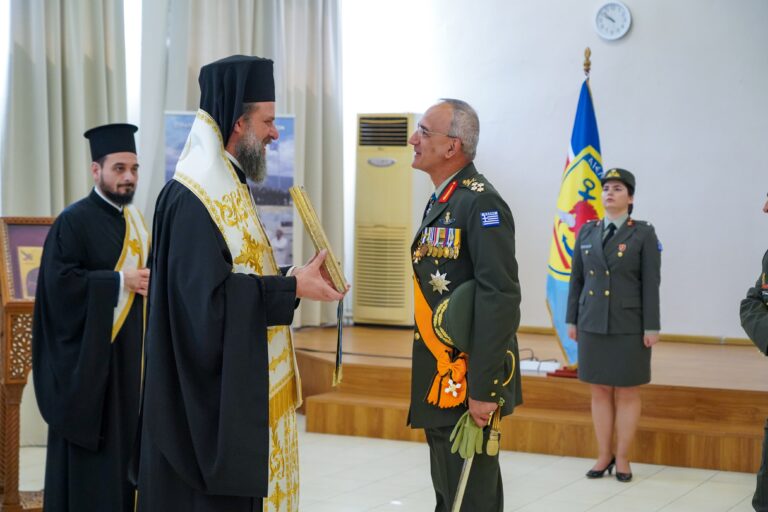 Ο Μητροπολίτης Θεσσαλονίκης στην τελετή ορκωμοσίας των νέων Αξιωματικών ΣΣΑΣ