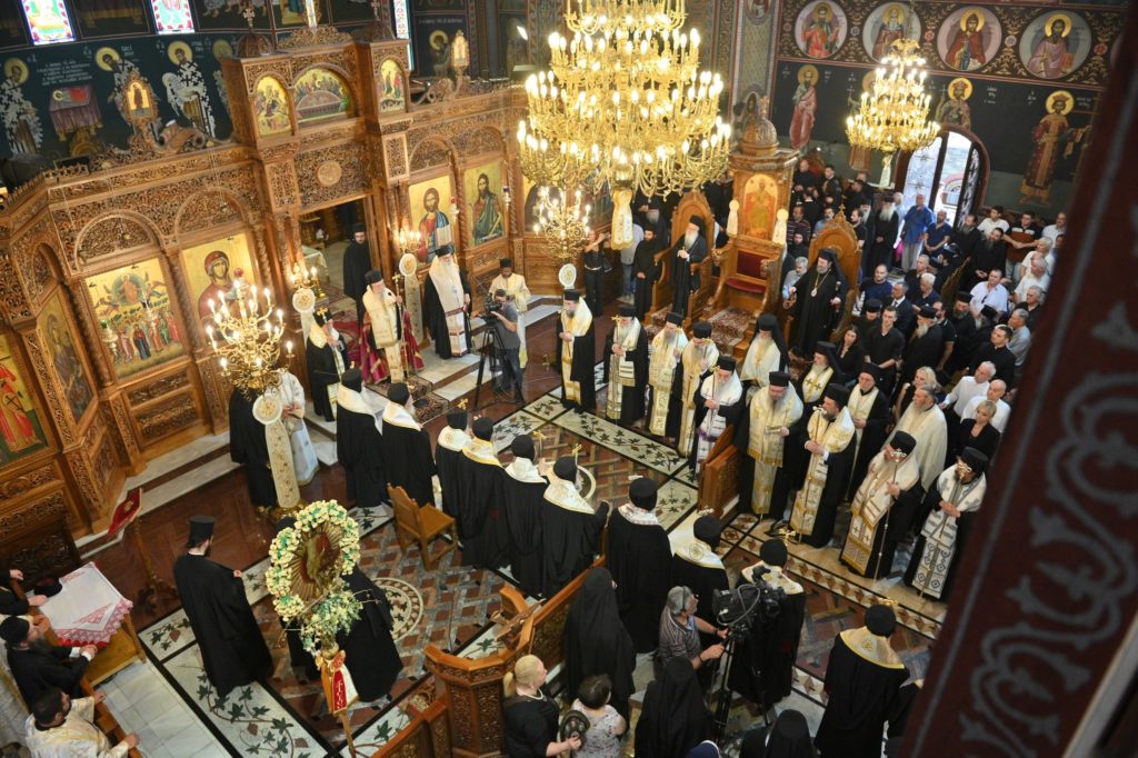 Η Εξόδιος Ακολουθία του Μητροπολίτη πρώην Κίτρους Αγαθονίκου