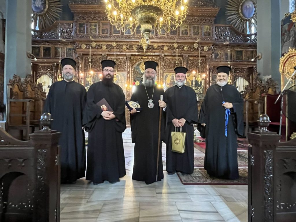 Προσκυνητές από τη Νεάπολη Λασιθίου στην Ιερά Μητρόπολη Ρεθύμνης και Αυλοποτάμου