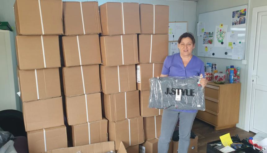 Ρουμανία: Η ενορία Ντομπροτιάσα προσέφερε ρούχα σε Ψυχιατρικό Νοσοκομείο στο Ίλφοβ