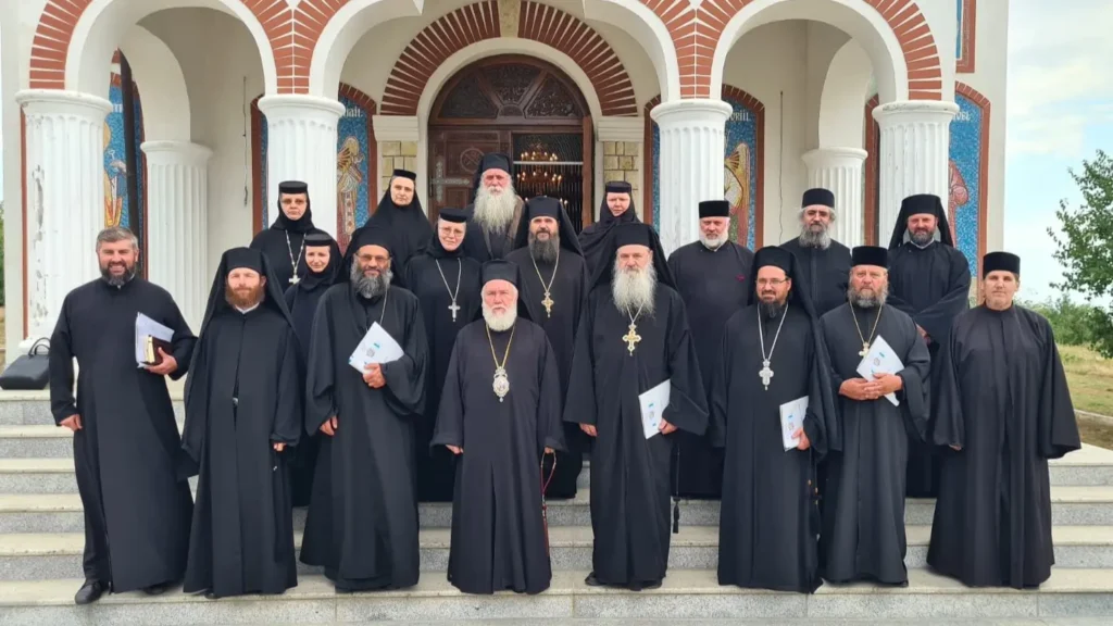 Episcopul Visarion a participat la Sinaxa Monahală din Episcopia Tulcii, întrunită la Mănăstirea Codru