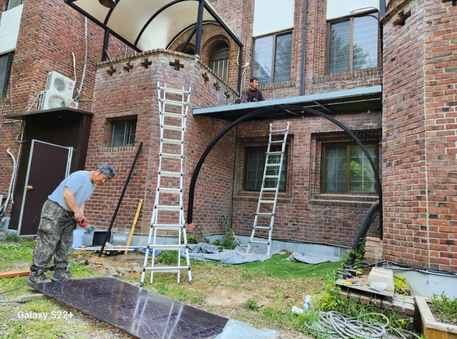 The Construction and painting work at the Monastery of the Holy Transfiguration in Gapyeong has been completed