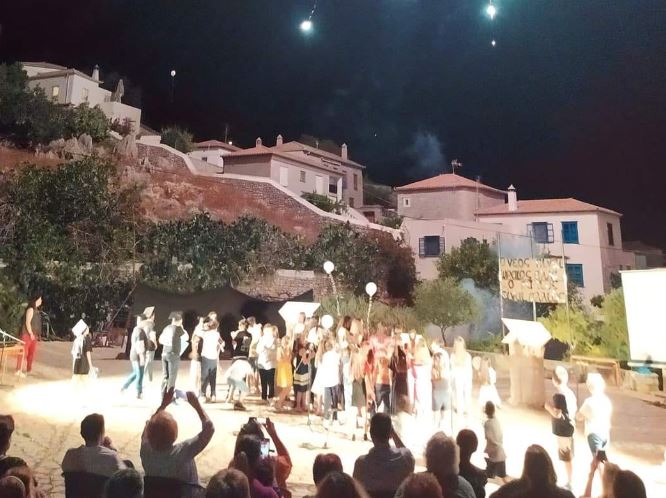 Ο Μητροπολίτης Εφραίμ παρέστη στην σχολική εορτή του Β’ Δημοτικού Σχολείου Ύδρας