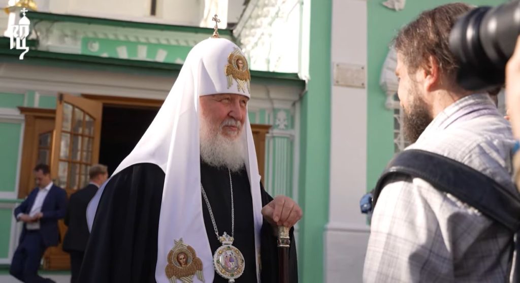 Святейший Патриарх Кирилл: Иконы должны быть в том месте, где они не «болеют»