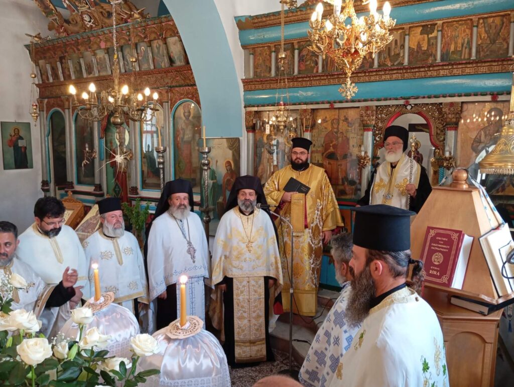 Μητρόπολη Αρκαλοχωρίου: Εξόδιος ακολουθία μακαριστής Σοφίας Λιαπάκη