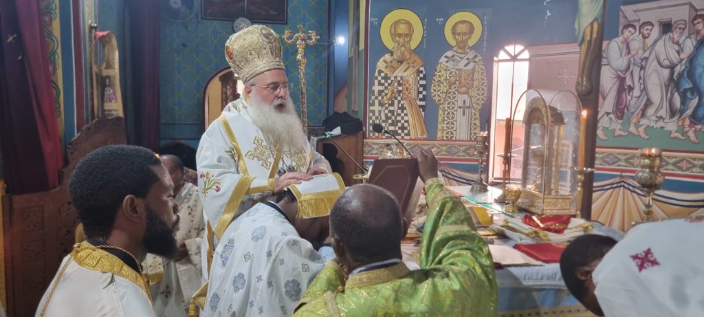 Ένα νέο μέλος απέκτησε η ιερατική οικογένεια της Μητροπόλεως Κινσάσα