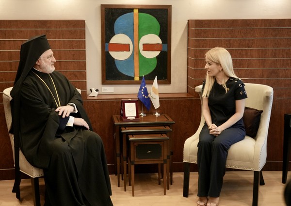 Συνάντηση Αμερικής Ελπιδοφόρου με την Πρόεδρο της Βουλής των Αντιπροσώπων