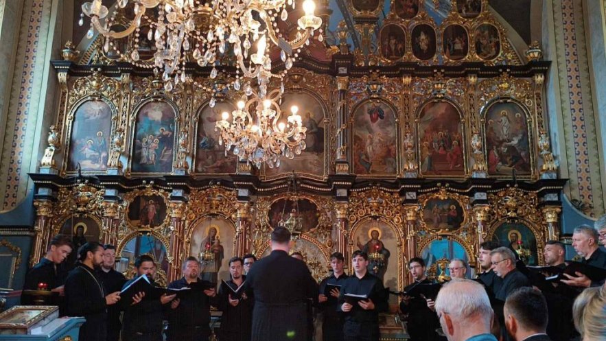 Концерт Православног руског мушког хора из Сиднеја у Сурчину (ФОТО)