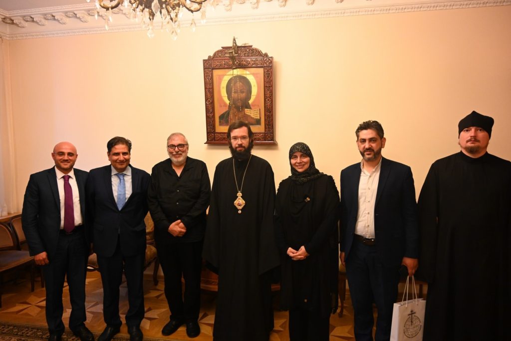 Ο Μητροπολίτης Βολοκολάμσκ συναντήθηκε με αντιπροσωπεία από τον Λίβανο