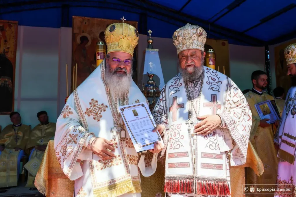 Catedrala din Huși a primit un fragment din moaștele Sf. Andrei Șaguna: Un cărturar care s-a dăruit poporului român