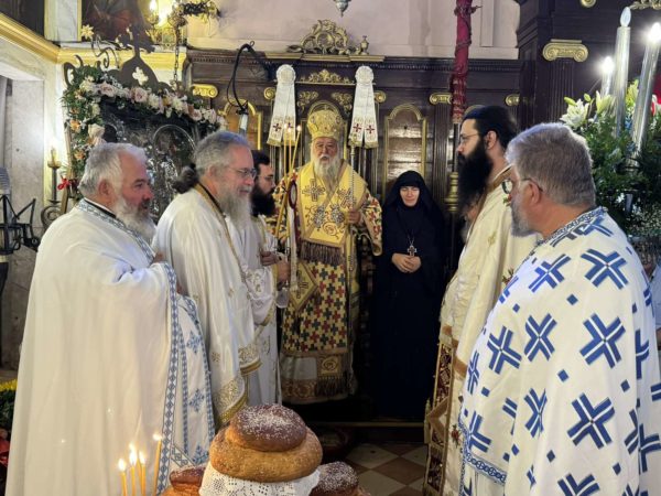 Ανάμνηση του θαύματος του Αγίου Σπυρίδωνος στην Κέρκυρα 