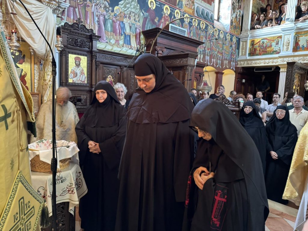 Κουρές μοναζουσών στην Ιερά Μητρόπολη Κερκύρας