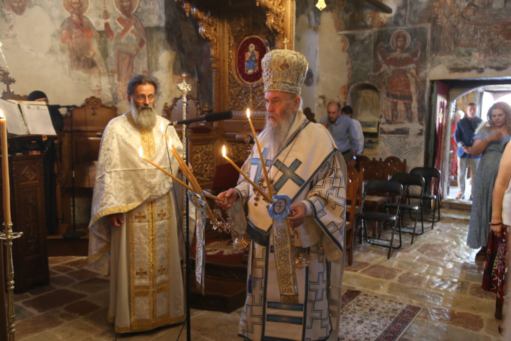 Ο Ναυπάκτου Ιερόθεος στην Ιερά Μονή Τιμίου Προδρόμου Βομβοκούς