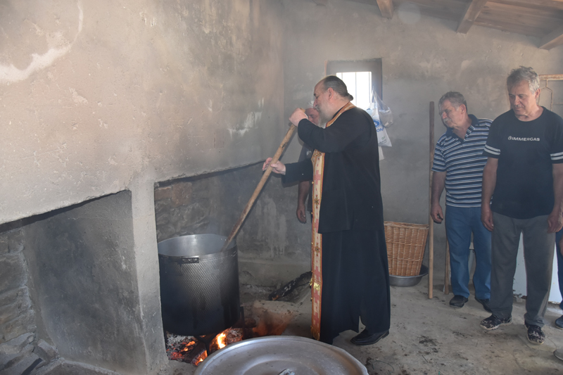 Αναβίωσαν έθιμα στο πανηγύρι των Αγίων Αναργύρων στην Ίμβρο