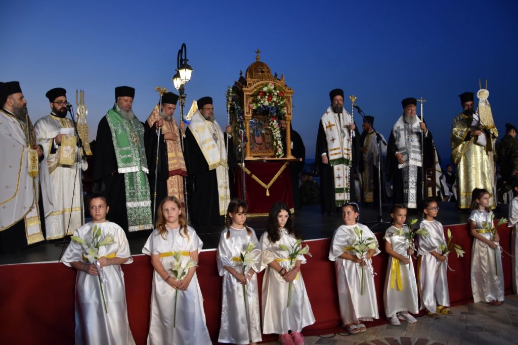 Λαμπρός εορτασμός της πολιούχου Χαλκίδος Αγίας Παρασκευής