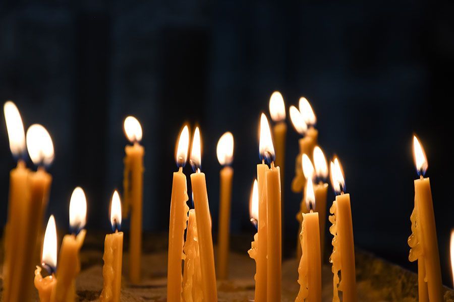 Εύβοια: Ιερόσυλοι έκλεψαν εικόνες και τάματα από εκκλησίες