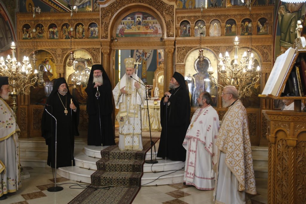 Ναύπακτος: Εορτή των Αγίων Μητροπολιτών της και έλευση ιερού λειψάνου του Αγίου Πολυκάρπου
