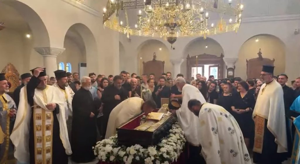 Στο Βεράτι η σορός του Μητροπολίτη Βερατίου Ιγνατίου