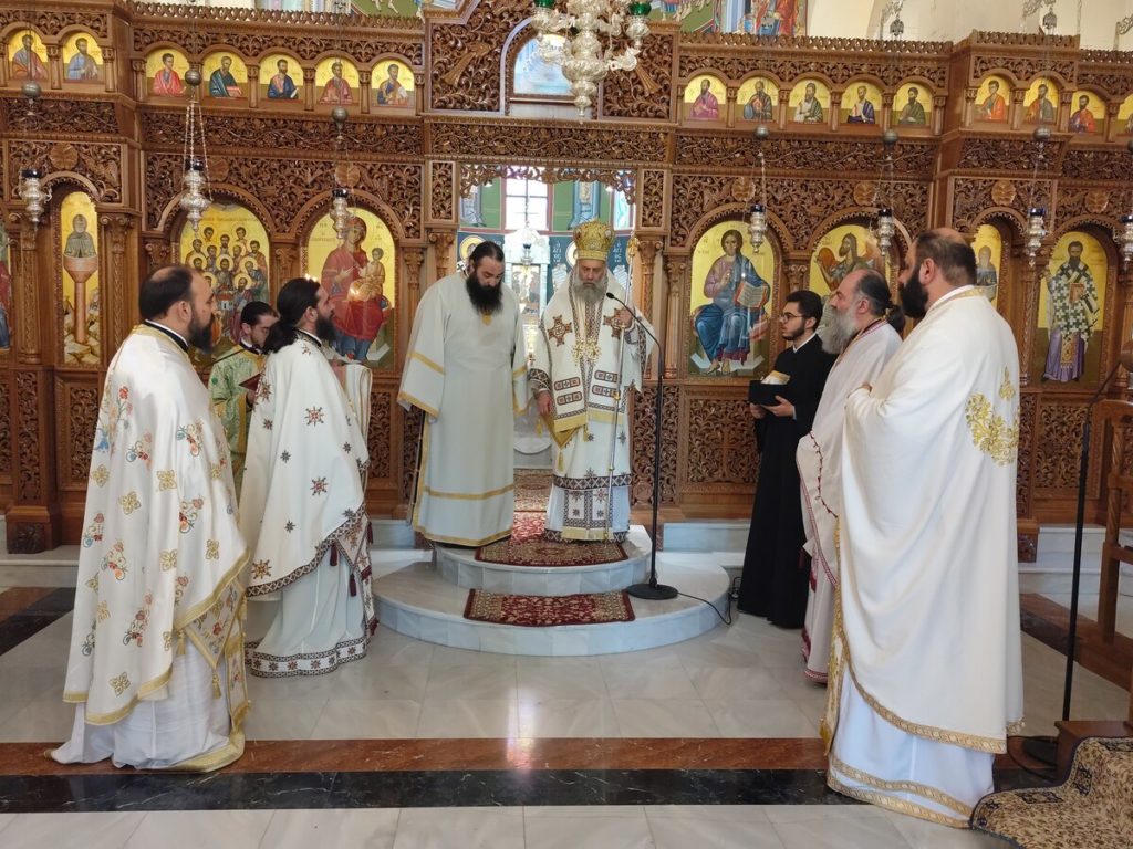 Χειροτονία Διακόνου από τον Μητροπολίτη Θεσσαλιώτιδος Τιμόθεο