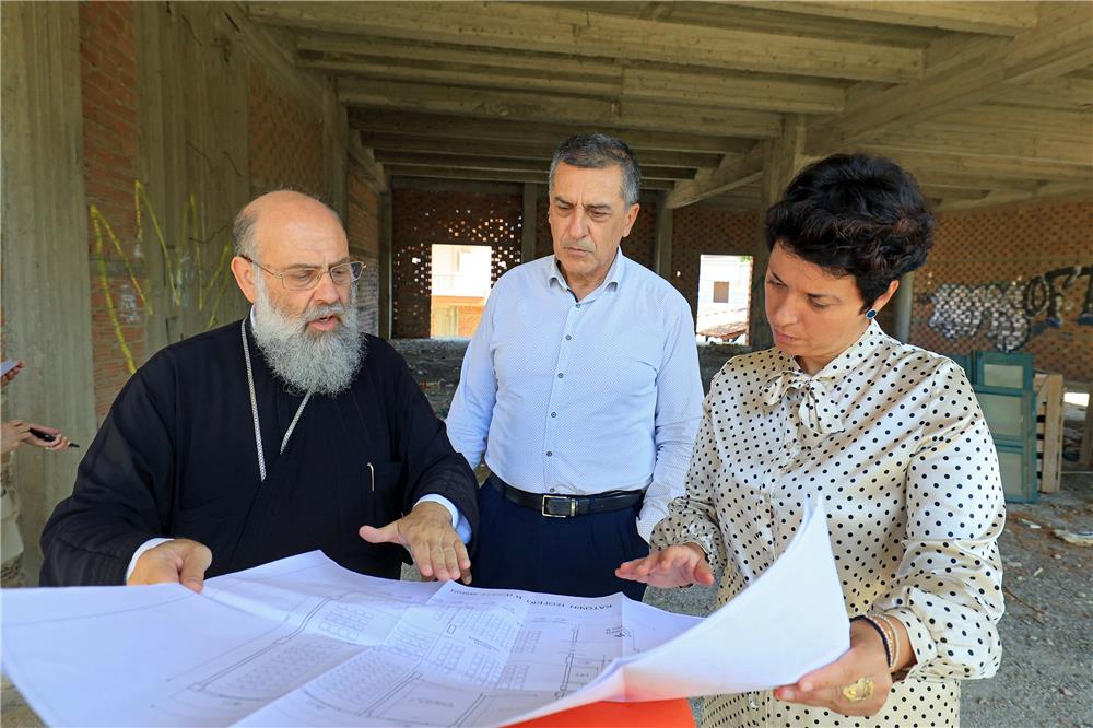 Συνάντηση Θεσσαλιώτιδος Τιμοθέου με τον Περιφερειάρχη Θεσσαλίας στα Φάρσαλα