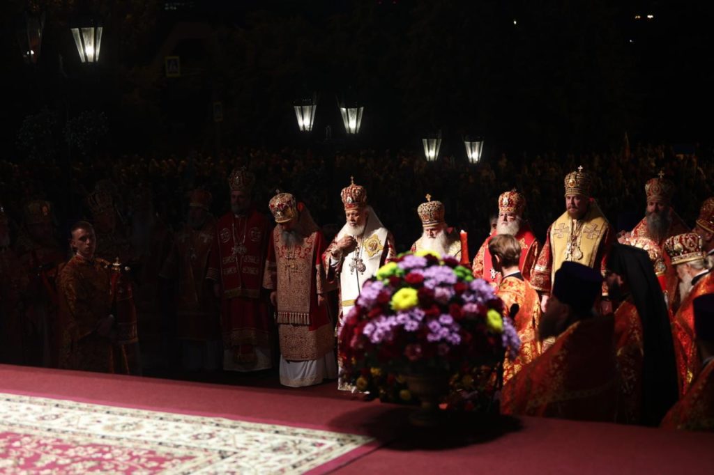 Представители Поместных Православных Церквей приняли участие в богослужении в честь святых Царственных страстотерпцев в Екатеринбурге