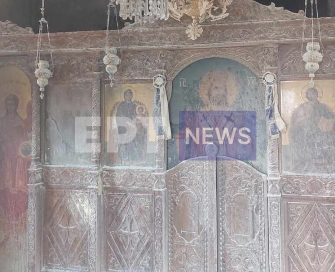Λέσβος: Πυρκαγιά στην Παναγία Γοργόνα στο Λιμάνι της Συκαμιάς