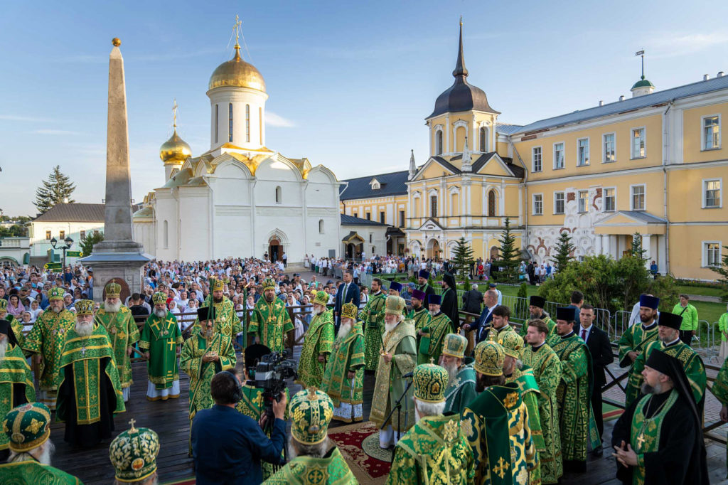 Предстоятель Русской Церкви совершил всенощное бдение в Троице-Сергиевой лавре