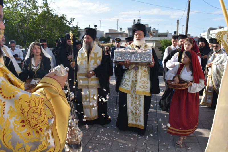 Οι Τίμιες Κάρες των Αγίων Τεσσάρων Νεομαρτύρων στο Αρκαλοχώρι για την πανήγυρη του Μητροπολιτικού Ναού