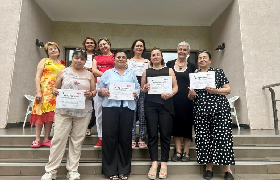 პედაგოგების ტრეინინგები