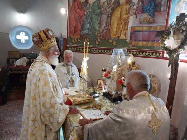 Ο Μητροπολίτης Αρκαλοχωρίου ιερούργησε στη Ενορία Αγίων Πάντων στην Μαθιά Πεδιάδος