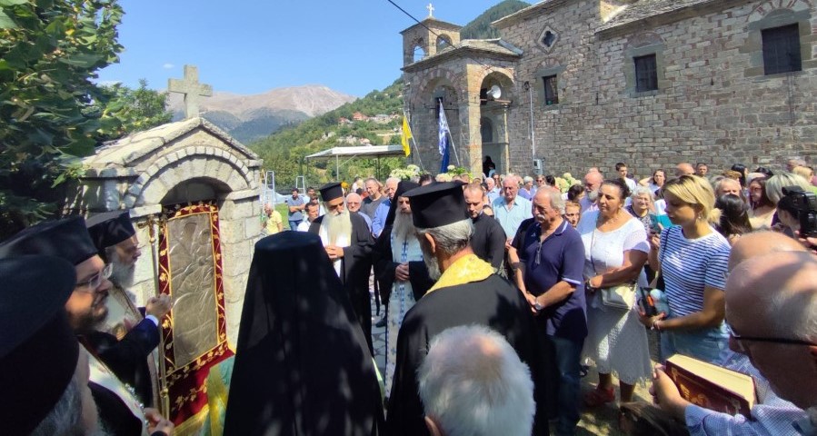 Αναχώρησε η ιερά εικόνα της Παναγίας Πετριλιωτίσσης – Φαναριωτίσσης για το Φανάρι