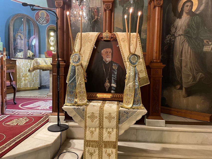 Τρισάγιο υπέρ αναπαύσεως μακαριστού Μητροπολίτη Κορίνθου κυρού Παντελεήμονα