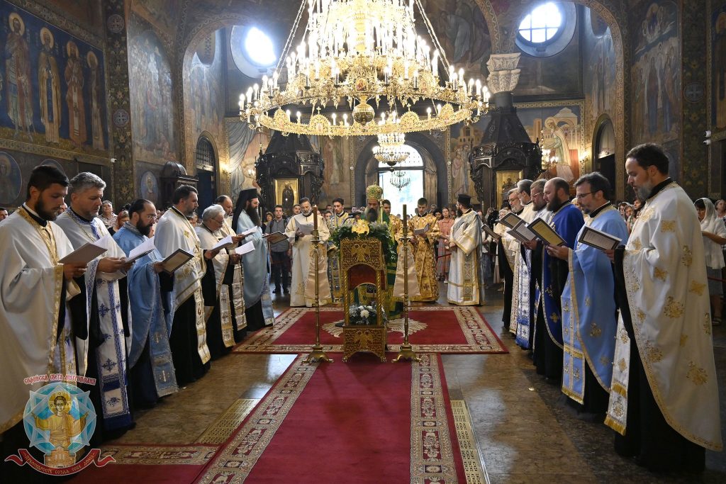 Първо съборно изпълнение на Молебния канон на Пресвета Богородица в София