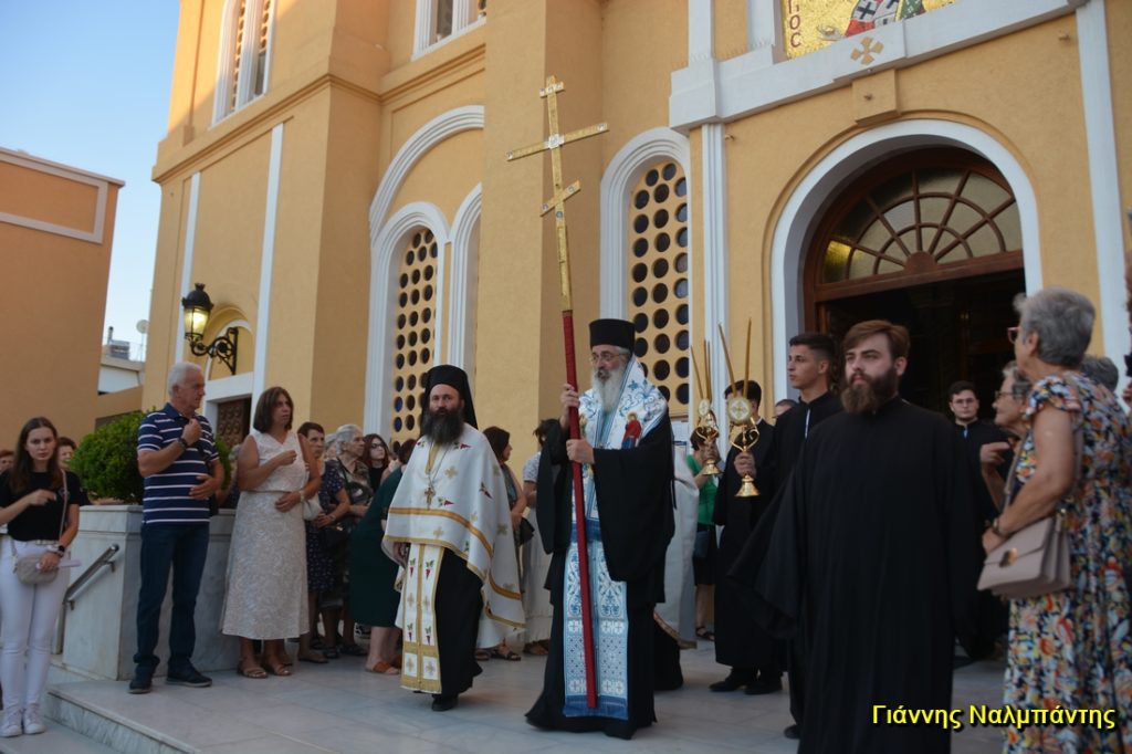 Λιτανεία 10 χιλιομέτρων για την Πρόοδο του Τιμίου Σταυρού στην Αλεξανδρούπολη (ΦΩΤΟ)