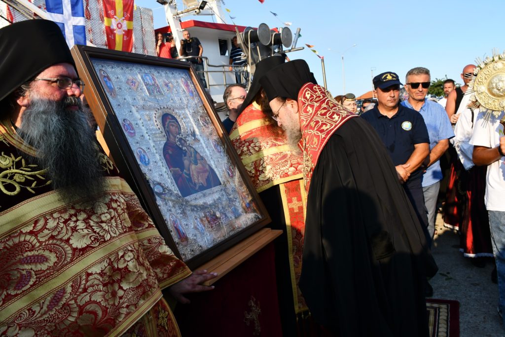 Μεγαλοπρεπής υποδοχή της Ιεράς Εικόνος της «Φοβεράς Προστασίας» στον Σταυρό Θεσσαλονίκης από την Ιερά Μονή Κουτλουμουσίου