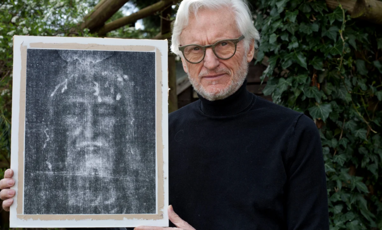 Ο άθεος σκηνοθέτης που έγινε Χριστιανός λόγω της Ιεράς Σινδόνης