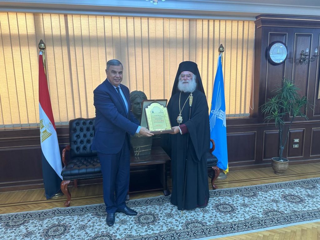 Patriarch Theodore II welcomed by new Governor of Alexandria