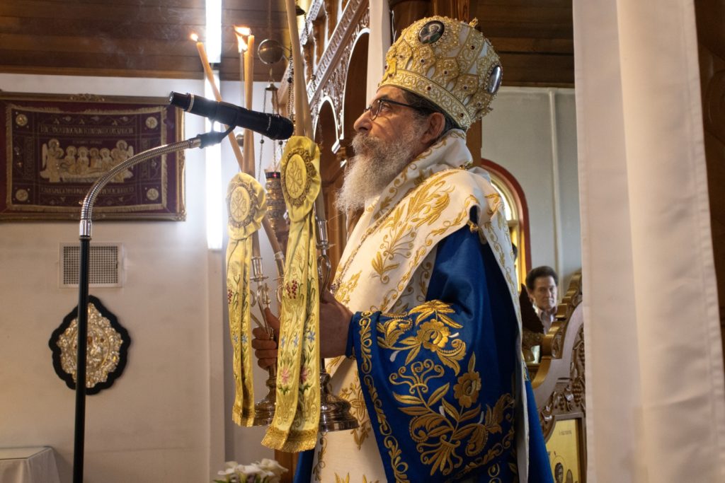 Ο Επίσκοπος Μελβούρνης στον Ιερό Ναό Κοιμήσεως της Θεοτόκου στην κωμόπολη Morwell