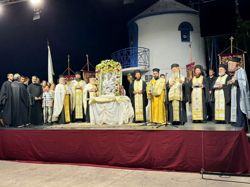 Πάνδημος εορτασμός της Παναγίας Φανερωμένης στη Νέα Αρτάκη