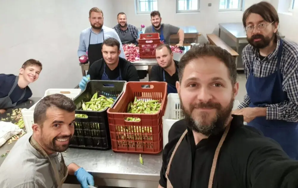 Impresii studențești despre Athos: Mănăstirea Vatoped, un exemplu al adaptării la contemporaneitate