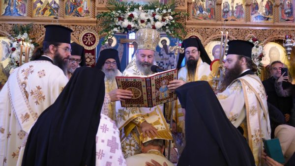 Εγκαίνια Ι. Ναού και χειροθεσία Αρχιμανδρίτη από τον Αρχιεπίσκοπο Αυστραλίας στην Επισκοπή Χώρας