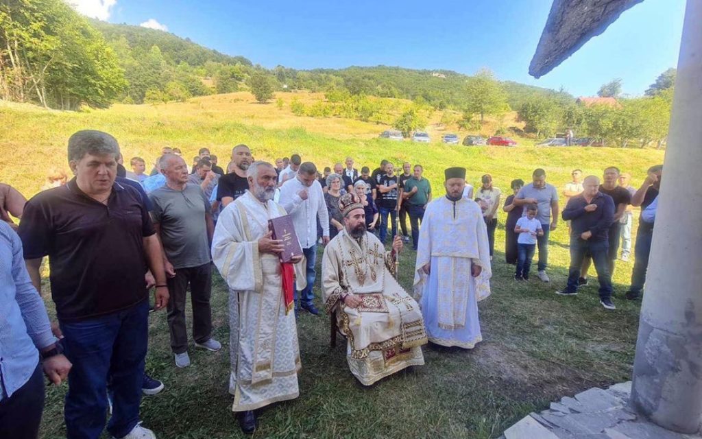 У Горњем Заостру код Берана Епископ Методије служио Литургију и помен невино страдалим жртвама и припадницима ЈуВуО у Другом свјетском рату